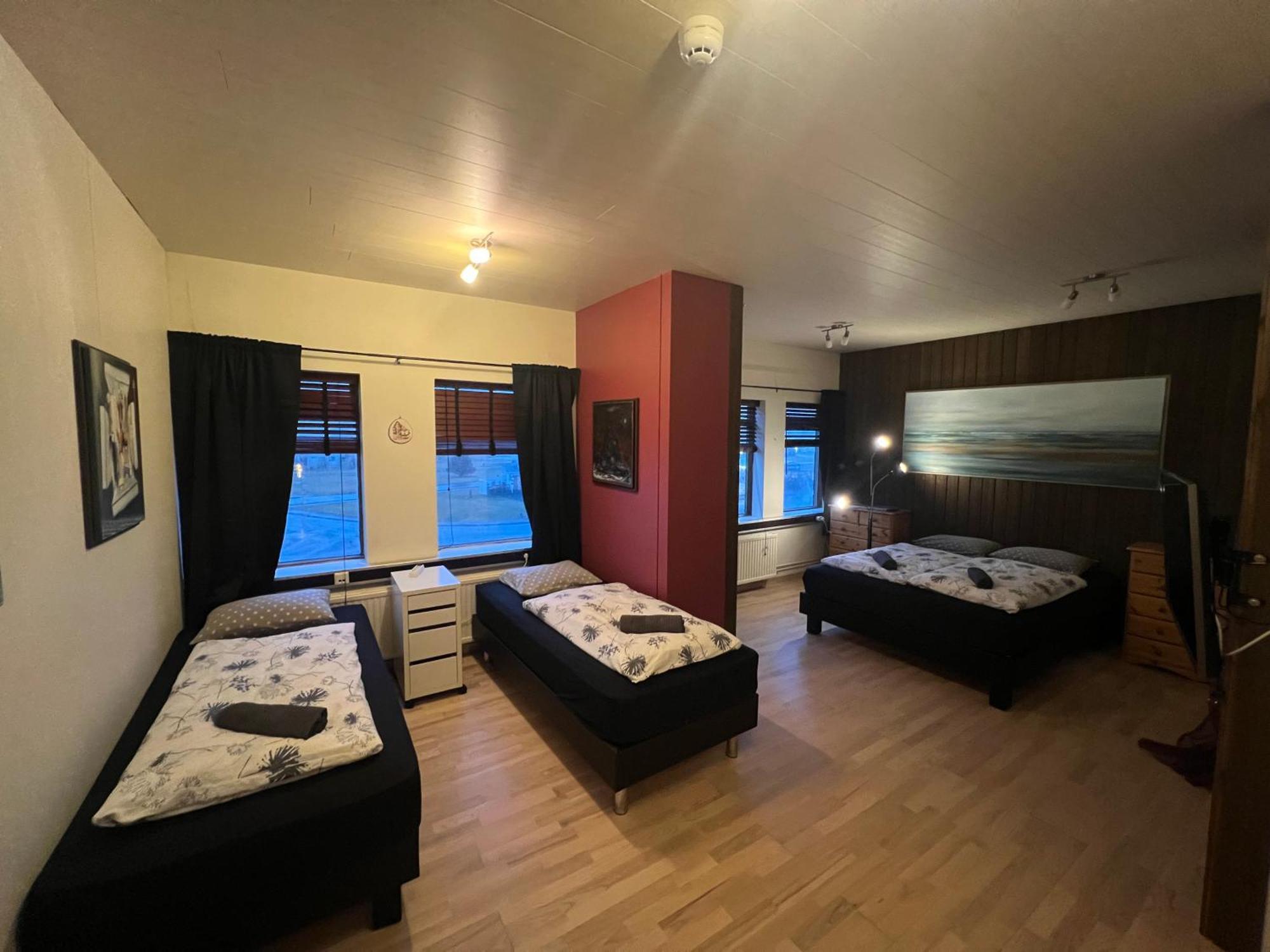 Art Hostel And Apartments Stokkseyri Esterno foto
